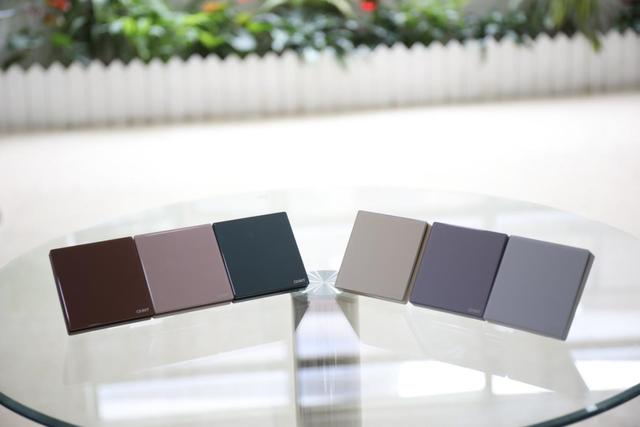 新品評測：888集團居家2HD系列玻璃大面板開關為何如此出眾