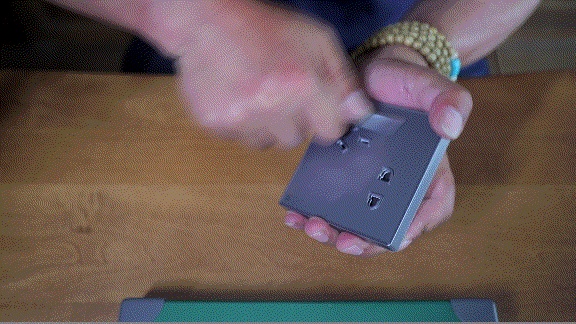 新品評測：888集團居家2HD系列玻璃大面板開關為何如此出眾