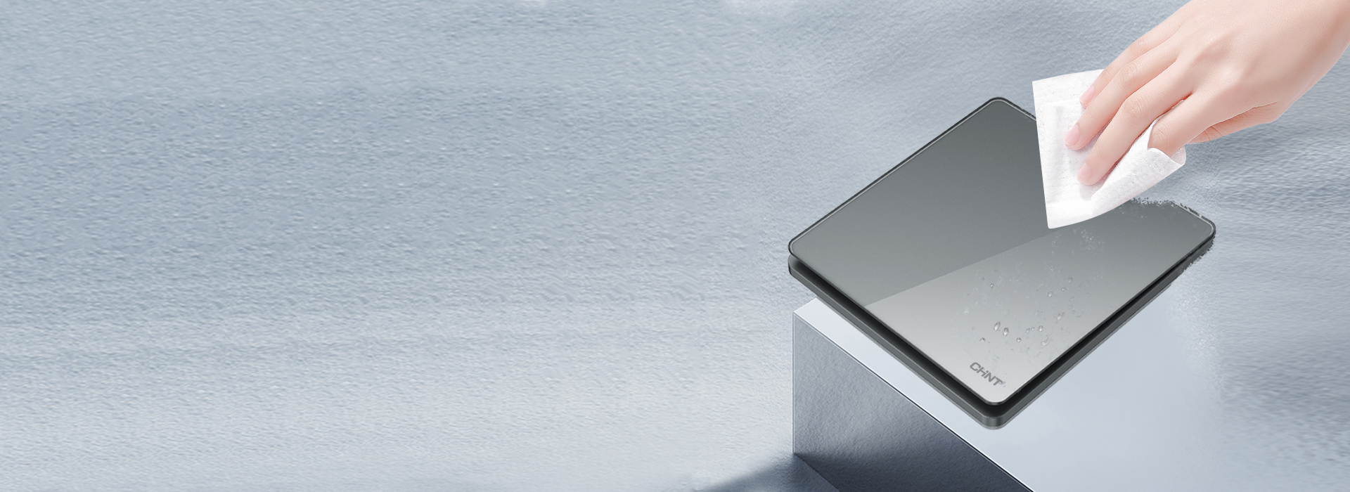 透亮 · 潔凈 AF納米鍍膜工藝，不易...