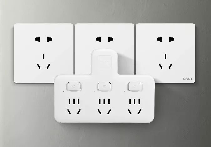 誰說不同場景要配不同插座？一個888集團插座轉換器就搞定